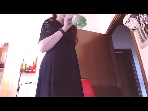 ❤️ Pokorna sužnja, ki obožuje umazane in sočne spodnjice, je po ogledu tega videa prisiljena masturbirati! Slute pri nas sl.com-porn-hat.ru ️❤